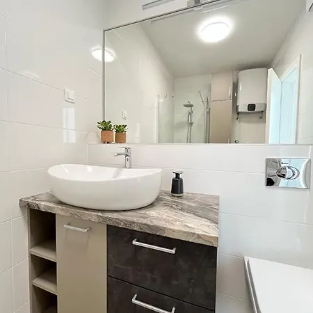 Apartment Dream 5