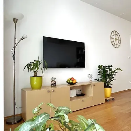 Apartment Dream 5 *